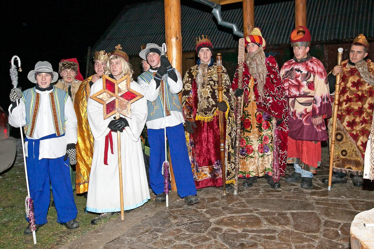 Yasna Sadyba Yasenitsa Zamkova Extérieur photo